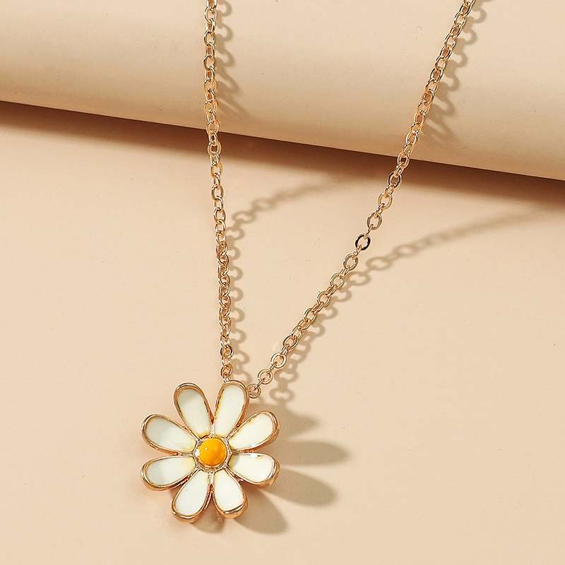 Collier Marguerite, bijou en acier inoxydable et en émail