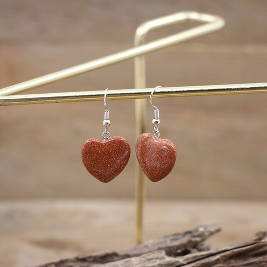 Boucles d'oreilles spirituelles Pierre de sable, bijou chakra en forme de coeur