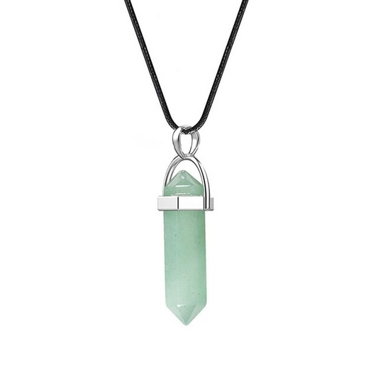 Collier pendentif en pierre de cristal aventurine verte, avec chaîne en cuir tressé