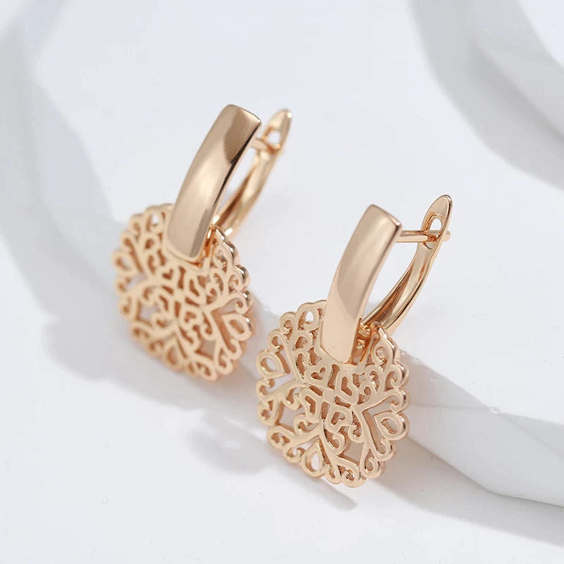 boucles d'oreilles avec motif exotique