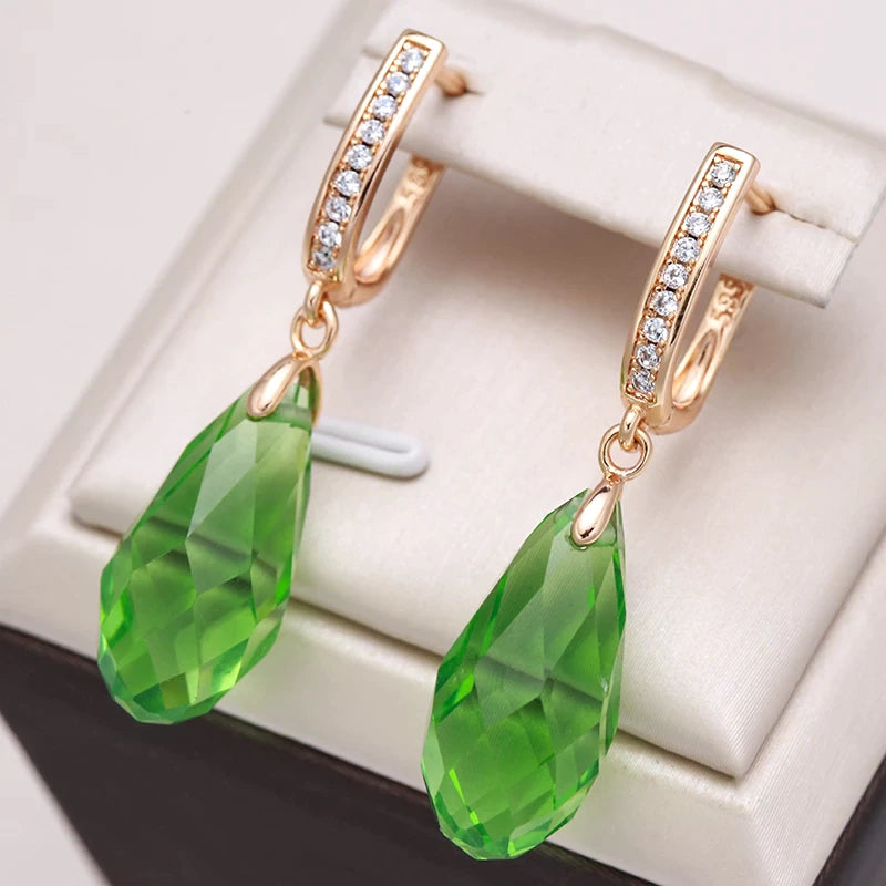 boucles d'oreilles cristal vert et zircons blancs