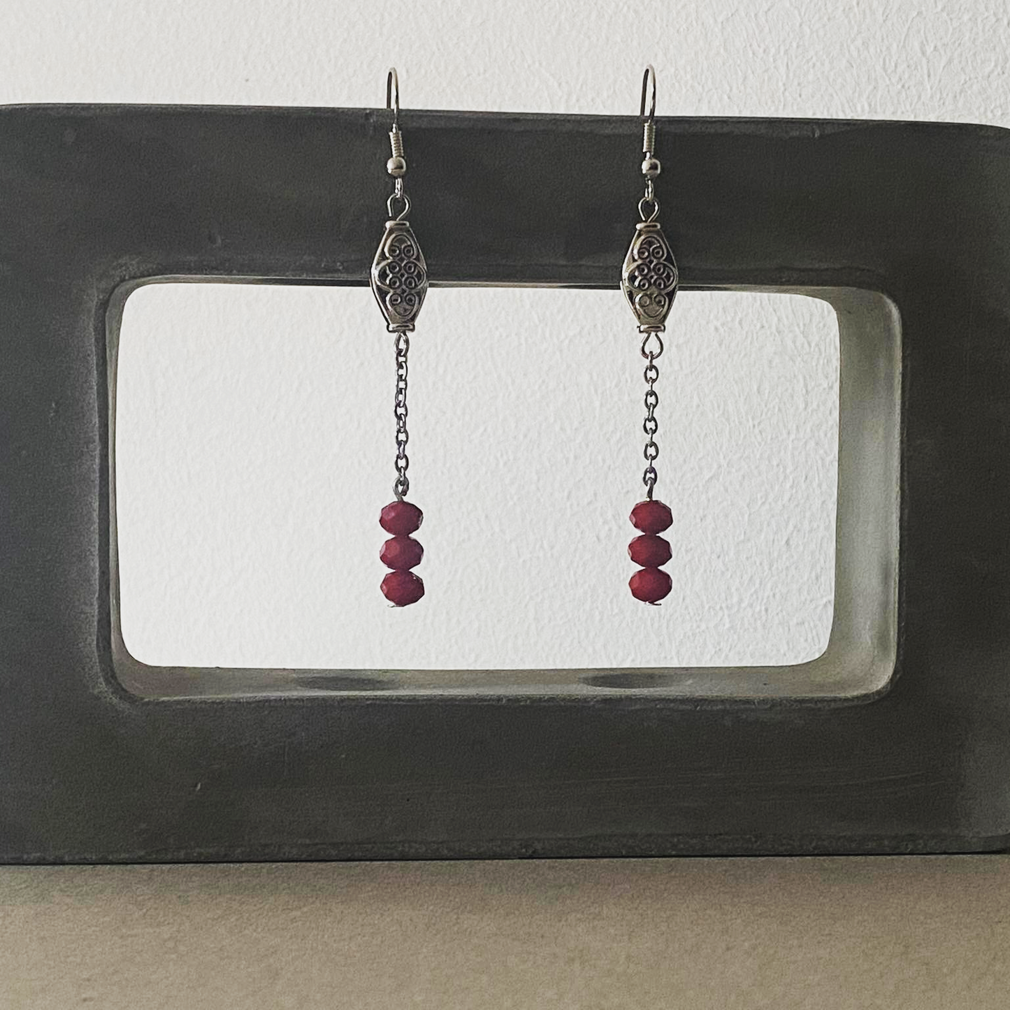 Boucles d'oreilles avec perles rouges, bijou en acier inoxydable