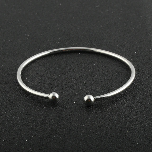 Bracelet bangle à taille réglagle, bijou en acier inoxydable