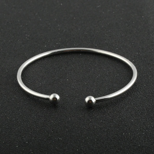 Bracelet bangle à taille réglagle, bijou en acier inoxydable