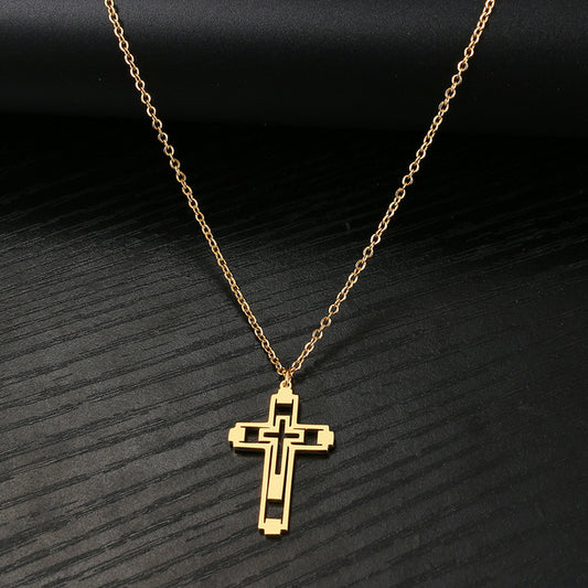 collier avec croix de Jésus