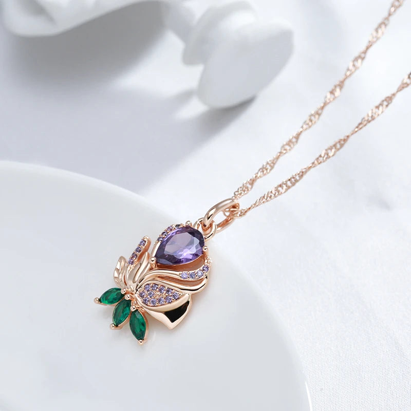 collier fleur avec zircons mauves et verts