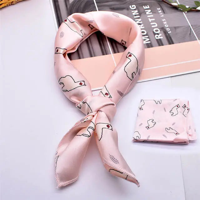 Foulard carré en soie, rose, avec imprimé lamas