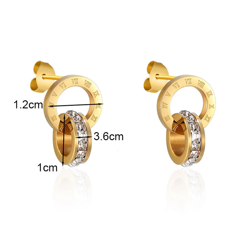 boucles d'oreilles anneaux avec zircons